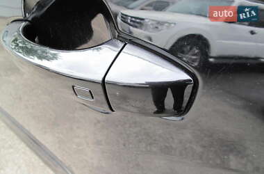 Позашляховик / Кросовер Audi Q7 2015 в 