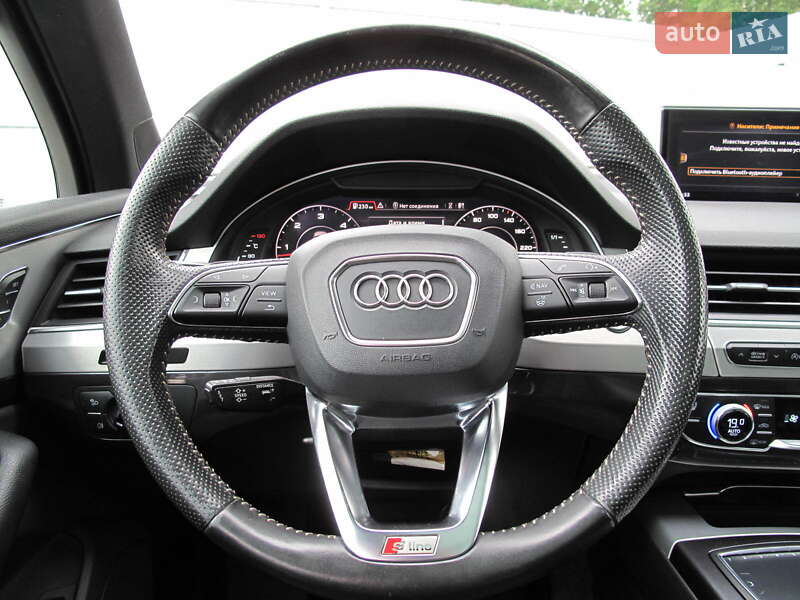 Внедорожник / Кроссовер Audi Q7 2015 в Киеве