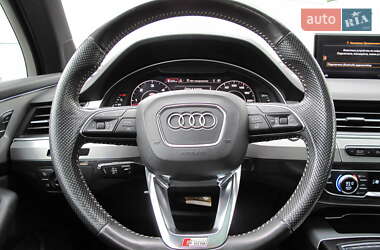 Позашляховик / Кросовер Audi Q7 2015 в 