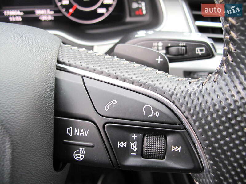 Внедорожник / Кроссовер Audi Q7 2015 в Киеве
