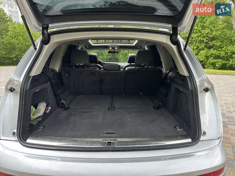 Внедорожник / Кроссовер Audi Q7 2012 в Тернополе