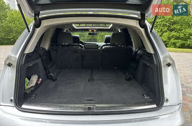 Внедорожник / Кроссовер Audi Q7 2012 в 