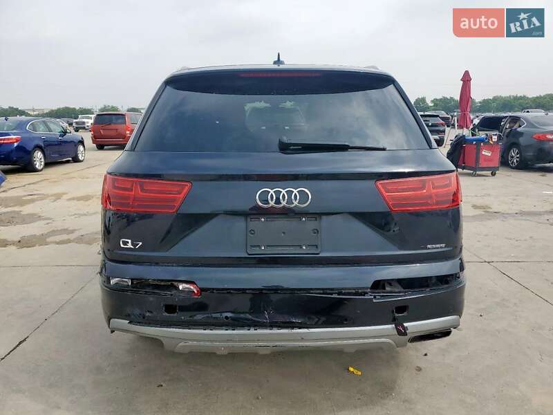 Внедорожник / Кроссовер Audi Q7 2017 в Киеве