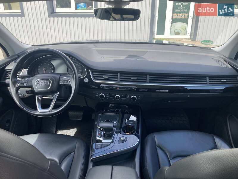 Внедорожник / Кроссовер Audi Q7 2017 в Белой Церкви