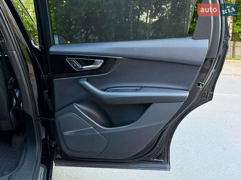 Внедорожник / Кроссовер Audi Q7 2017 в Тернополе фото 54 Внедорожник / Кроссовер Audi Q7 2017 в Тернополе