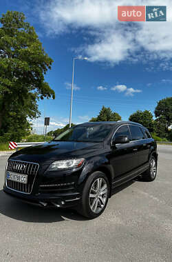 Внедорожник / Кроссовер Audi Q7 2012 в 
