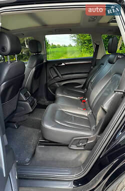 Внедорожник / Кроссовер Audi Q7 2012 в 