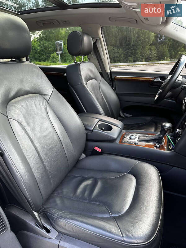 Позашляховик / Кросовер Audi Q7 2012 в Тернополі
