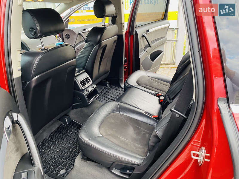 Позашляховик / Кросовер Audi Q7 2007 в Тячеві