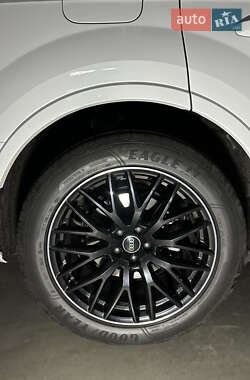 Внедорожник / Кроссовер Audi Q7 2021 в 