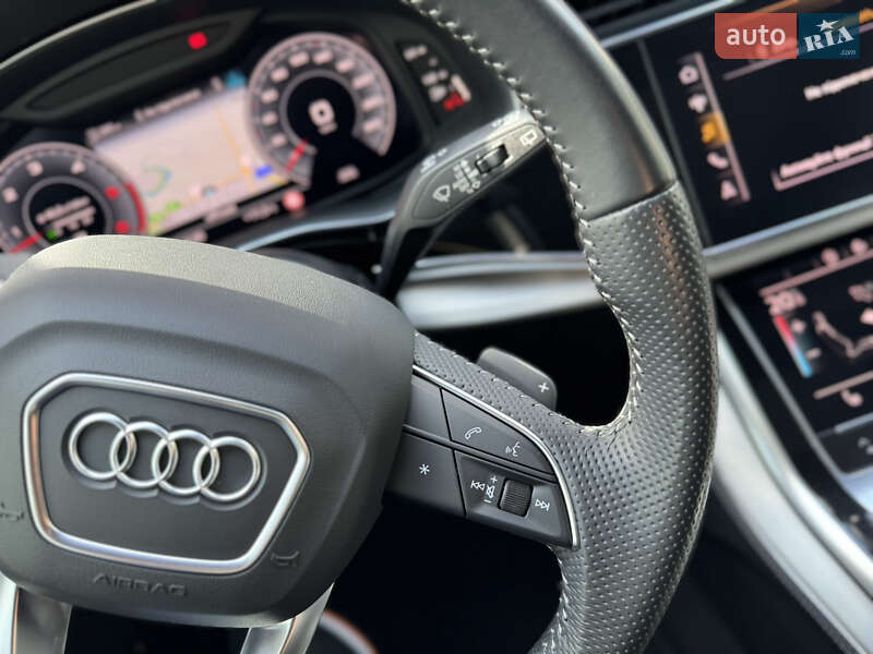 Внедорожник / Кроссовер Audi Q7 2020 в Мукачево