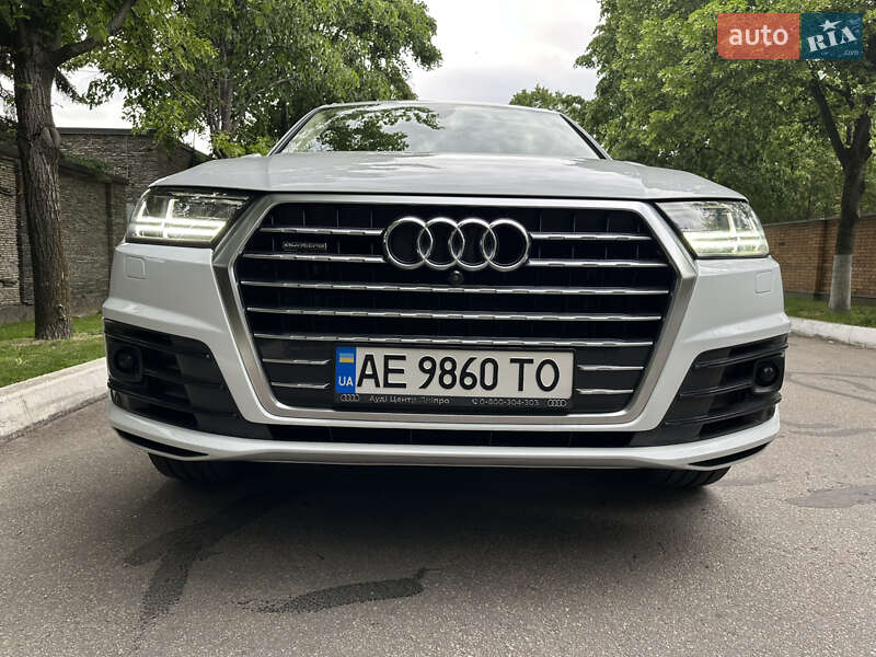 Внедорожник / Кроссовер Audi Q7 2018 в Днепре фото 7 Внедорожник / Кроссовер Audi Q7 2018 в Днепре