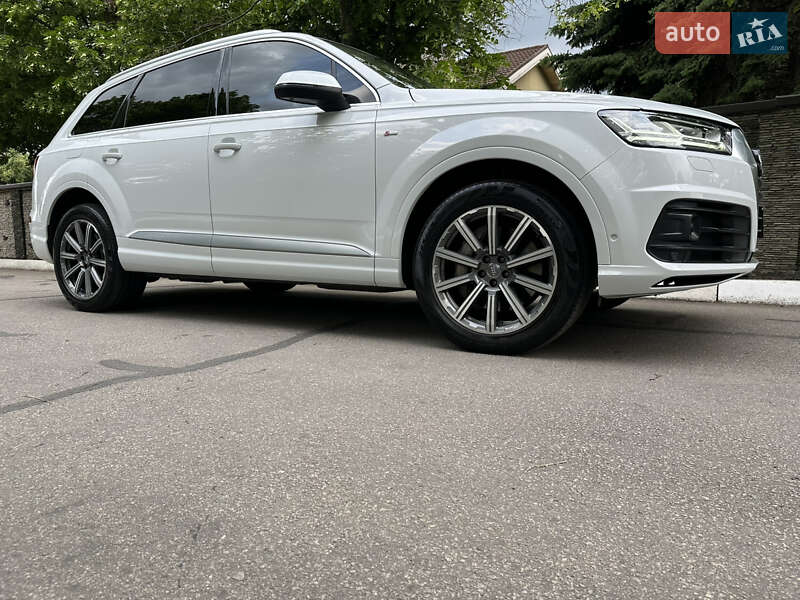 Внедорожник / Кроссовер Audi Q7 2018 в Днепре фото 45 Внедорожник / Кроссовер Audi Q7 2018 в Днепре