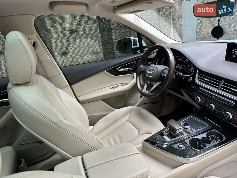 Внедорожник / Кроссовер Audi Q7 2018 в Днепре фото 59 Внедорожник / Кроссовер Audi Q7 2018 в Днепре