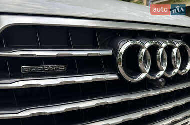 Внедорожник / Кроссовер Audi Q7 2018 в 
