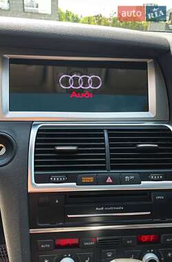 Внедорожник / Кроссовер Audi Q7 2014 в Киеве