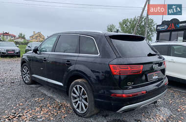 Внедорожник / Кроссовер Audi Q7 2018 в 