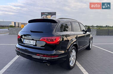 Внедорожник / Кроссовер Audi Q7 2011 в 