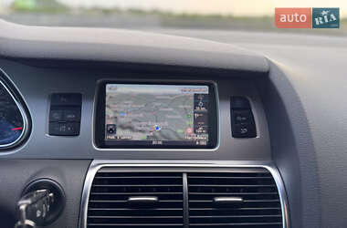 Внедорожник / Кроссовер Audi Q7 2011 в 