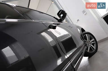 Внедорожник / Кроссовер Audi Q7 2014 в 