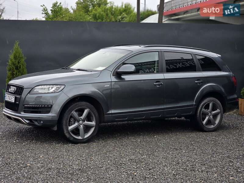 Позашляховик / Кросовер Audi Q7 2015 в Тернополі