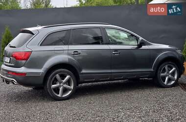 Позашляховик / Кросовер Audi Q7 2015 в 