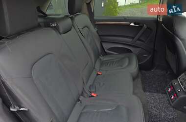 Позашляховик / Кросовер Audi Q7 2015 в 