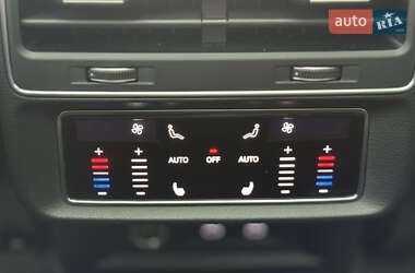 Внедорожник / Кроссовер Audi Q7 2020 в 