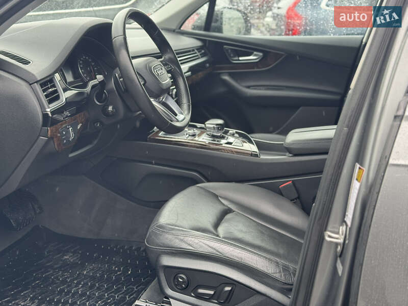 Внедорожник / Кроссовер Audi Q7 2016 в Львове