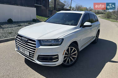 Позашляховик / Кросовер Audi Q7 2017 в Полтаві