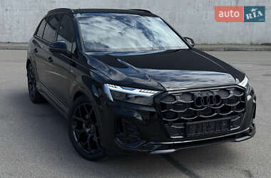 Внедорожник / Кроссовер Audi Q7 2025 в 