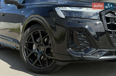 Внедорожник / Кроссовер Audi Q7 2025 в 
