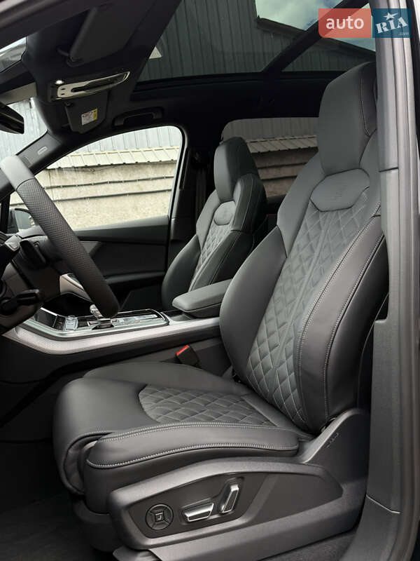Внедорожник / Кроссовер Audi Q7 2025 в Киеве
