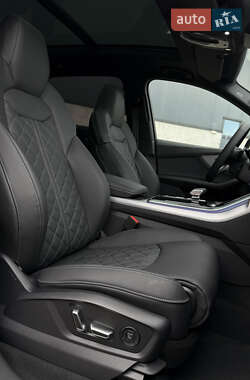 Внедорожник / Кроссовер Audi Q7 2025 в 