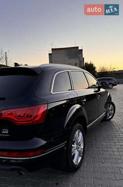 Внедорожник / Кроссовер Audi Q7 2012 в 