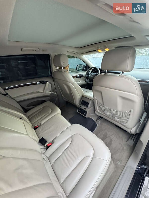 Позашляховик / Кросовер Audi Q7 2012 в Старокостянтинові