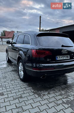 Внедорожник / Кроссовер Audi Q7 2013 в 