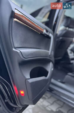 Внедорожник / Кроссовер Audi Q7 2013 в 