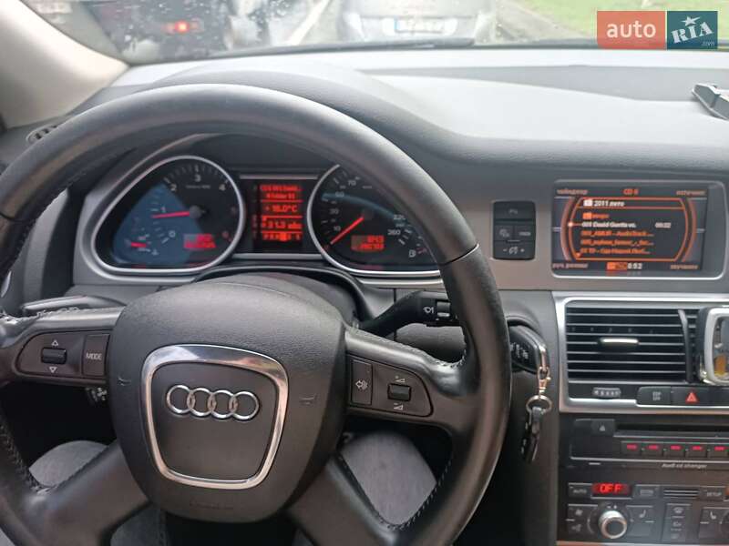 Внедорожник / Кроссовер Audi Q7 2007 в Чернигове