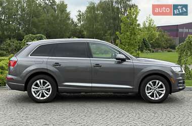 Внедорожник / Кроссовер Audi Q7 2019 в 