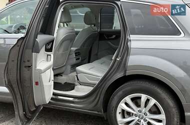 Внедорожник / Кроссовер Audi Q7 2019 в 