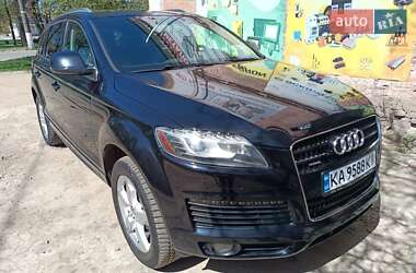 Позашляховик / Кросовер Audi Q7 2014 в 