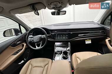 Внедорожник / Кроссовер Audi Q7 2020 в 