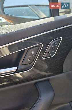 Внедорожник / Кроссовер Audi Q7 2021 в 