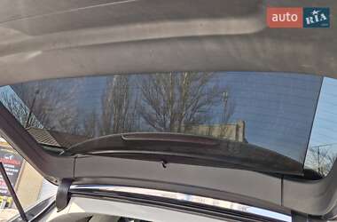 Внедорожник / Кроссовер Audi Q7 2016 в 