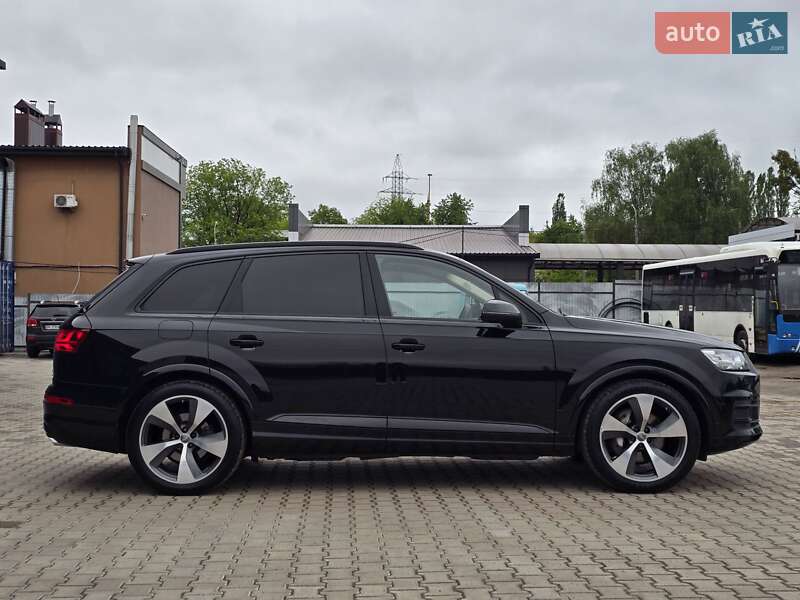Внедорожник / Кроссовер Audi Q7 2018 в Ровно фото 10 Внедорожник / Кроссовер Audi Q7 2018 в Ровно
