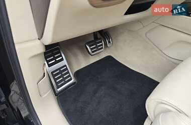 Внедорожник / Кроссовер Audi Q7 2018 в 