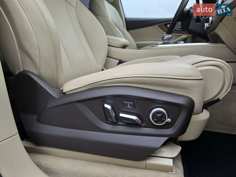 Внедорожник / Кроссовер Audi Q7 2018 в Ровно фото 50 Внедорожник / Кроссовер Audi Q7 2018 в Ровно