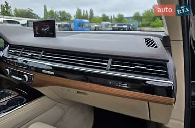 Внедорожник / Кроссовер Audi Q7 2018 в 