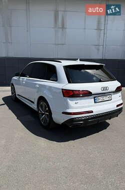 Внедорожник / Кроссовер Audi Q7 2025 в 